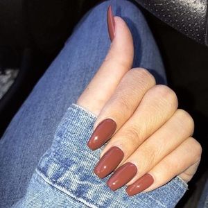 Meet your Posher, Dania